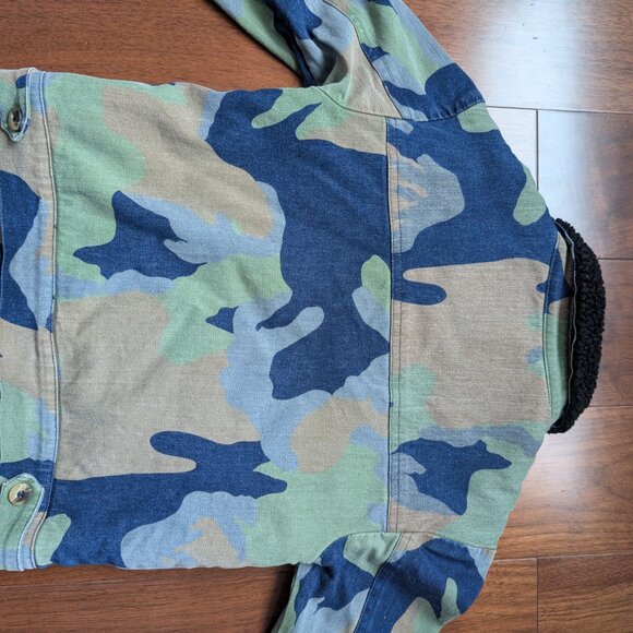 Boy + Girl Made in USA Boy Size 2 (fits larger) Sherpa lined Camo Denim Jacket - Picture 3 of 8